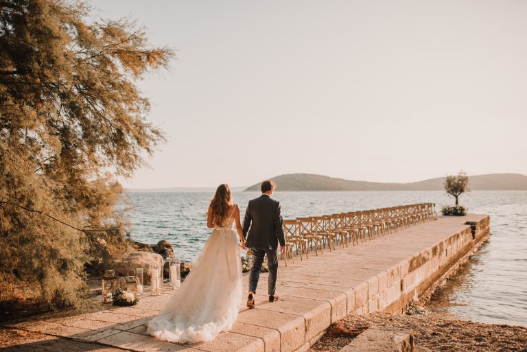 wedding planner split